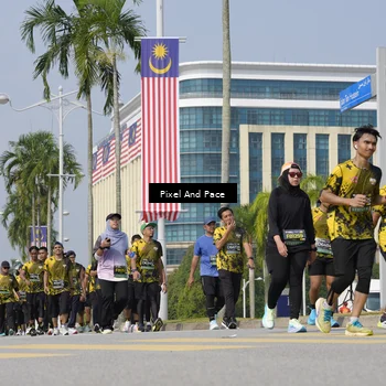 Runner Photo 6538875