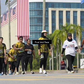 Runner Photo 6538972