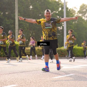 Runner Photo 6539012