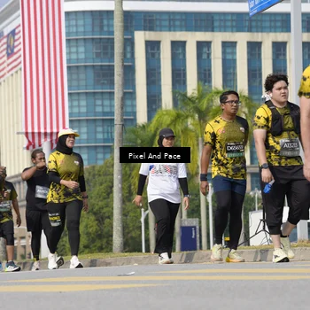 Runner Photo 6539018
