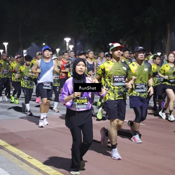 Runner Photo 6539034
