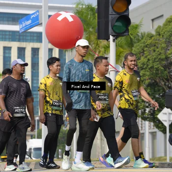 Runner Photo 6539038