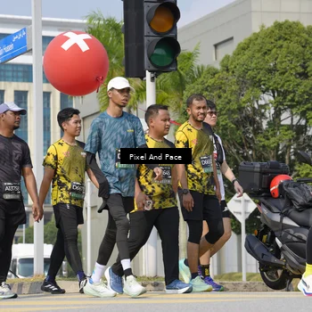 Runner Photo 6539042