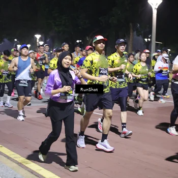 Runner Photo 6539045