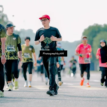 Runner Photo 6539046