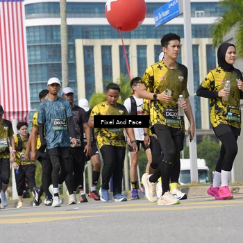 Runner Photo 6539070