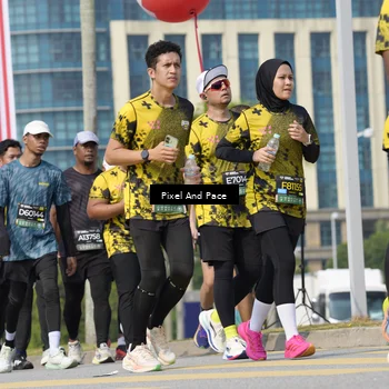Runner Photo 6539078