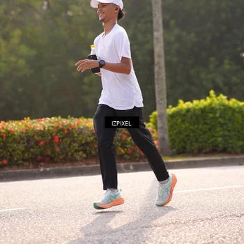 Runner Photo 6539092