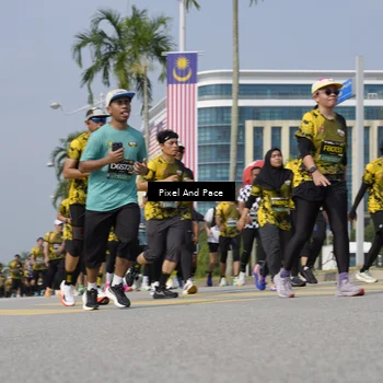 Runner Photo 6539121