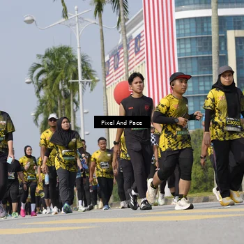 Runner Photo 6539180