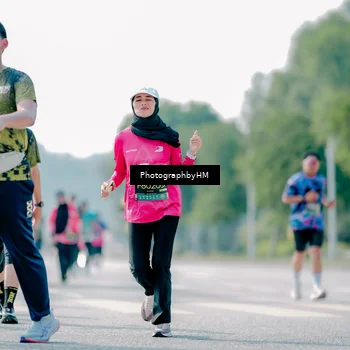 Runner Photo 6539243