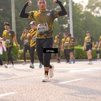 Runner Photo 6539244