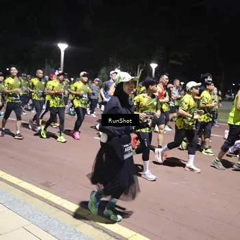 Runner Photo 6539248
