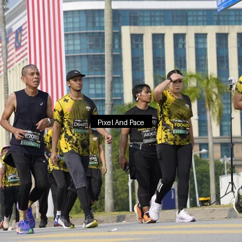 Runner Photo 6539257