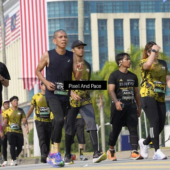 Runner Photo 6539289