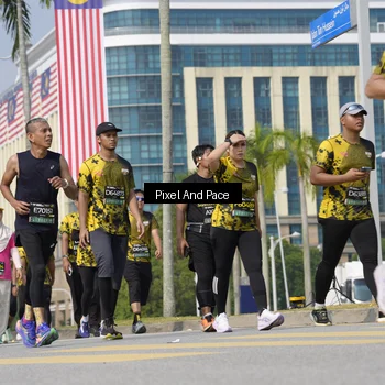 Runner Photo 6539299