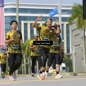 Runner Photo 6539322