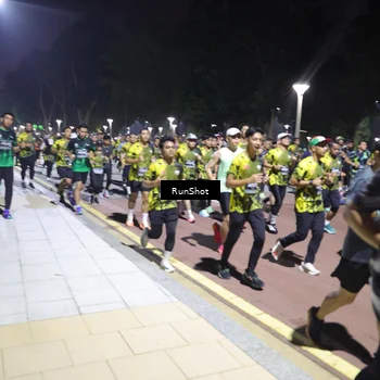 Runner Photo 6539340