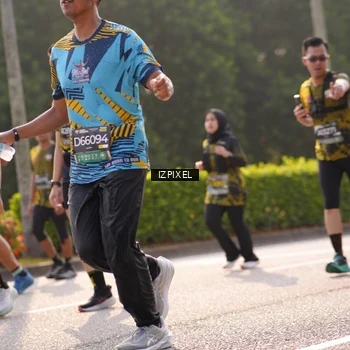Runner Photo 6539346