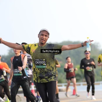Runner Photo 6539350