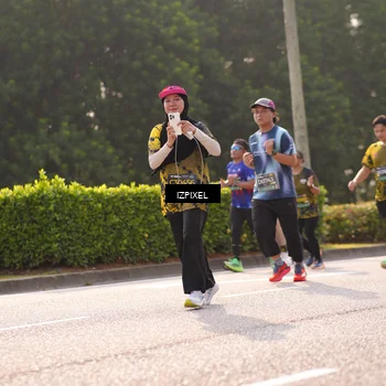 Runner Photo 6539424