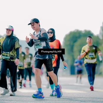 Runner Photo 6539425