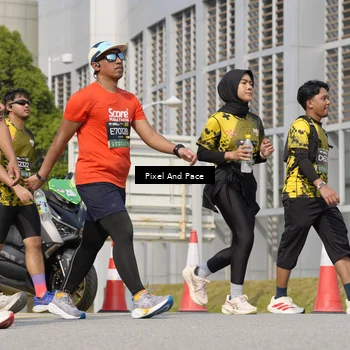 Runner Photo 6539450