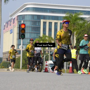 Runner Photo 6539485