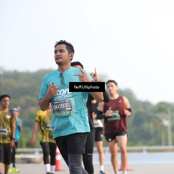 Runner Photo 6539524