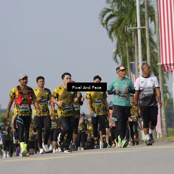 Runner Photo 6539535