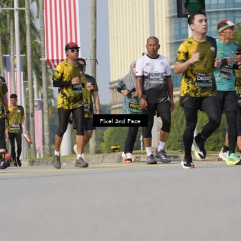 Runner Photo 6539545