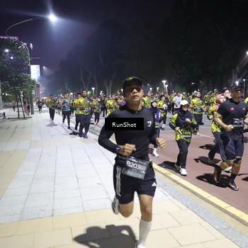 Runner Photo 6539571
