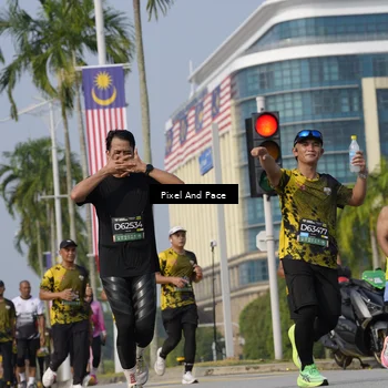 Runner Photo 6539611