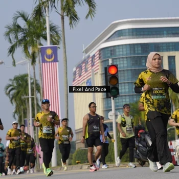 Runner Photo 6539620