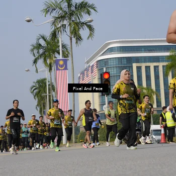 Runner Photo 6539625