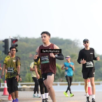 Runner Photo 6539641