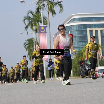 Runner Photo 6539652
