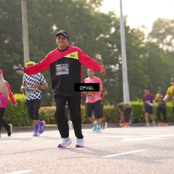 Runner Photo 6539662