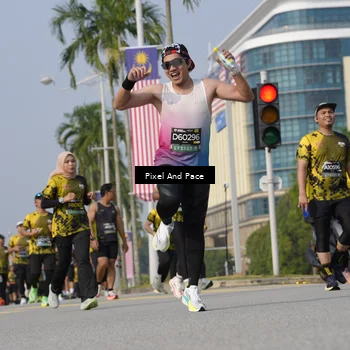 Runner Photo 6539675