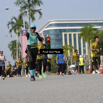 Runner Photo 6539698