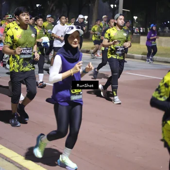 Runner Photo 6539702