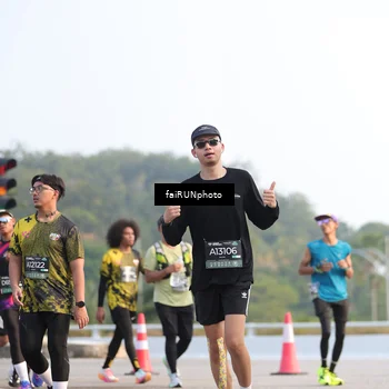 Runner Photo 6539746