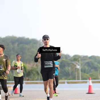 Runner Photo 6539750