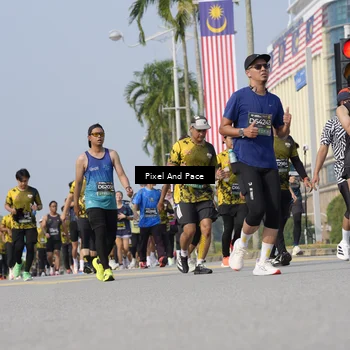 Runner Photo 6539756