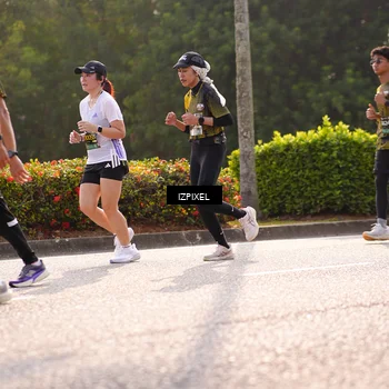 Runner Photo 6539757
