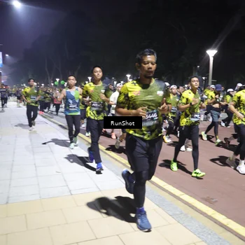 Runner Photo 6539791