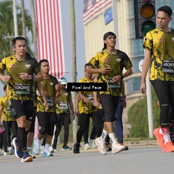 Runner Photo 6539810
