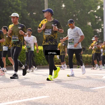 Runner Photo 6539833