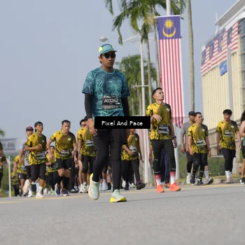 Runner Photo 6539840