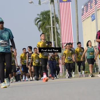Runner Photo 6539863